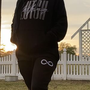 Meet your Posher, Naeemah